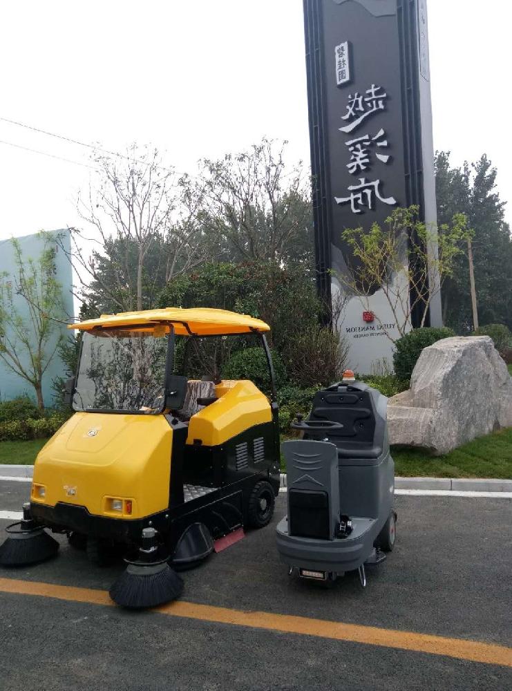 邯郸碧桂园小区采购驾驶式电动扫地车驾驶式洗地机